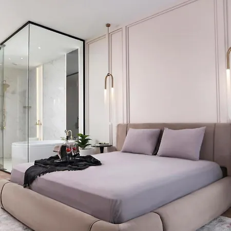 والتون جاردنز بيرا