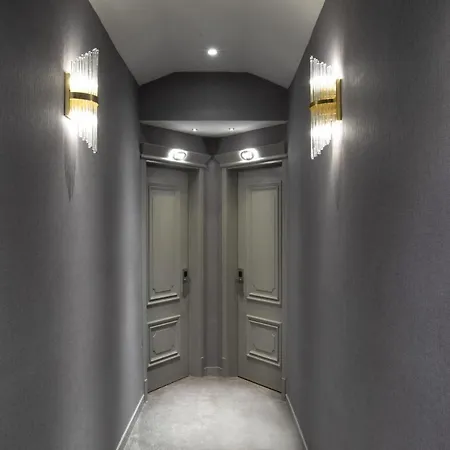 والتون جاردنز بيرا 4*