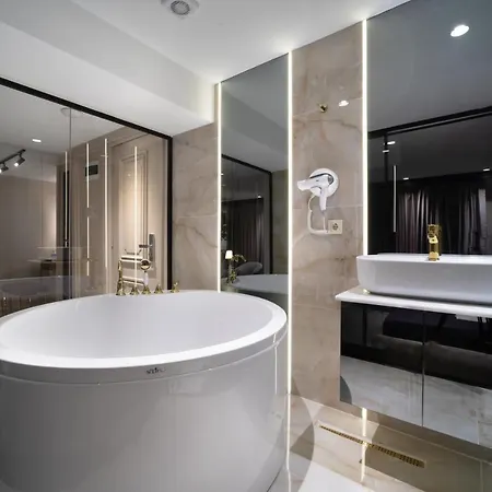 Walton Gardens Pera Apartmanhotel