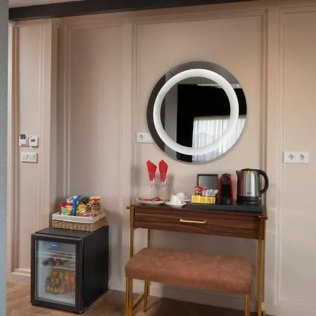 Aparthotel Walton Gardens Pera