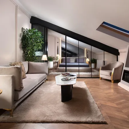 Walton Gardens Pera Istanbul