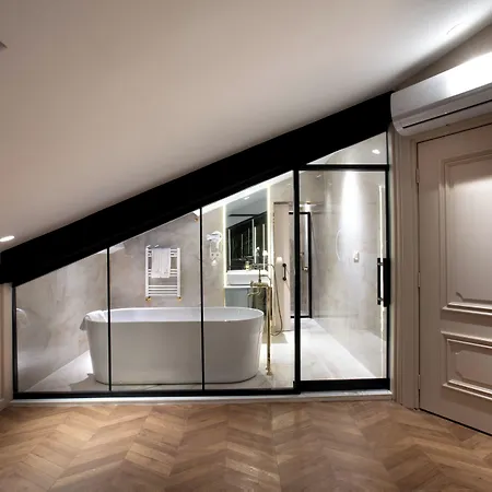 Walton Gardens Pera 4*