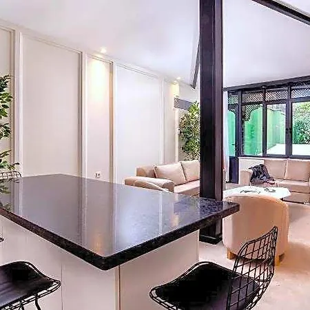 Walton Gardens Pera Lejlighedshotel 4*