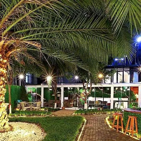 Walton Gardens Pera 4*