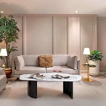 Lejlighedshotel Walton Gardens Pera 4*