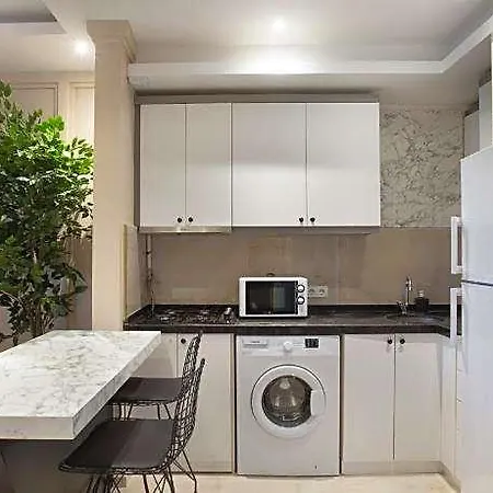 Walton Gardens Pera Istanbul