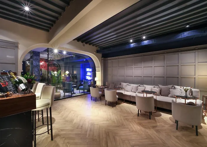 Walton Gardens Pera 4*