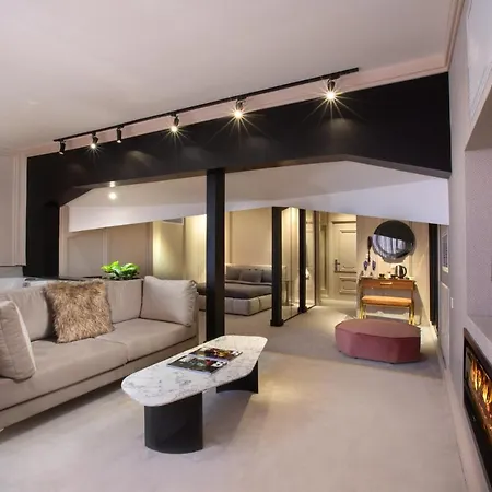 Walton Gardens Pera 4* Istambul