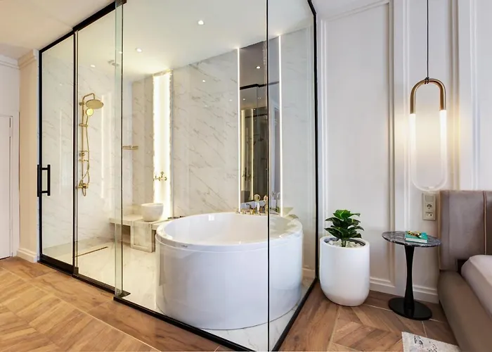 Walton Gardens Pera 4*