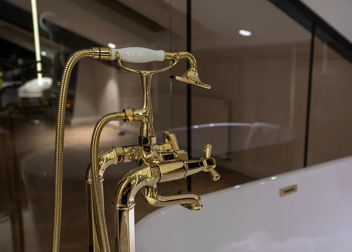 Aparthotel Walton Gardens Pera 4*