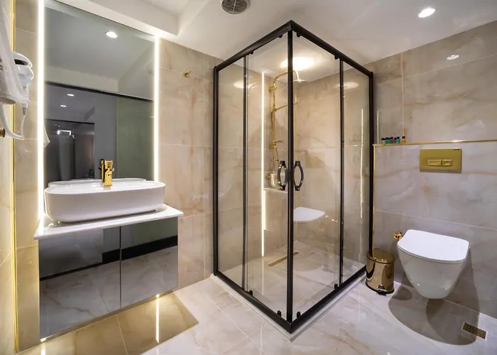 Walton Gardens Pera Aparthotel