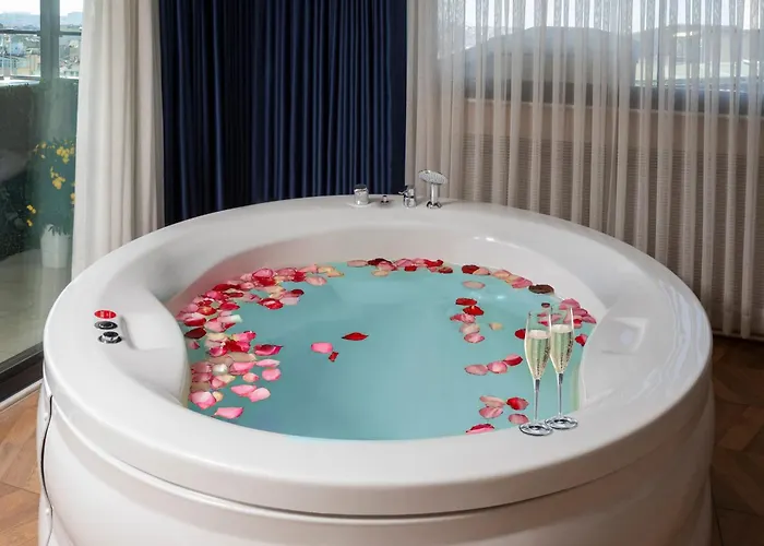 Walton Gardens Pera Aparthotel