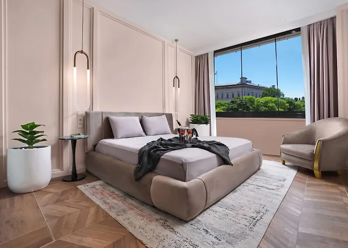 Walton Gardens Pera Aparthotel 4*