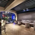 والتون جاردنز بيرا 4*